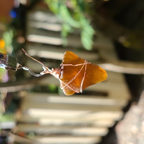 Genuine sea glass jewelry pendant - Picture 2 of 3